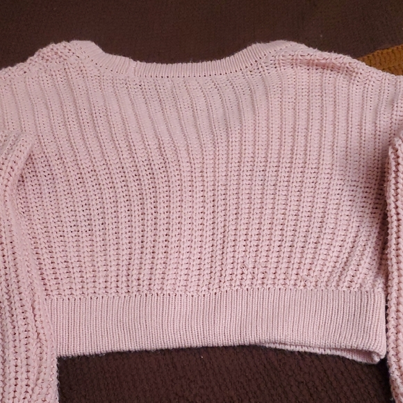Strawberry Cardigan - Picture 16 of 16